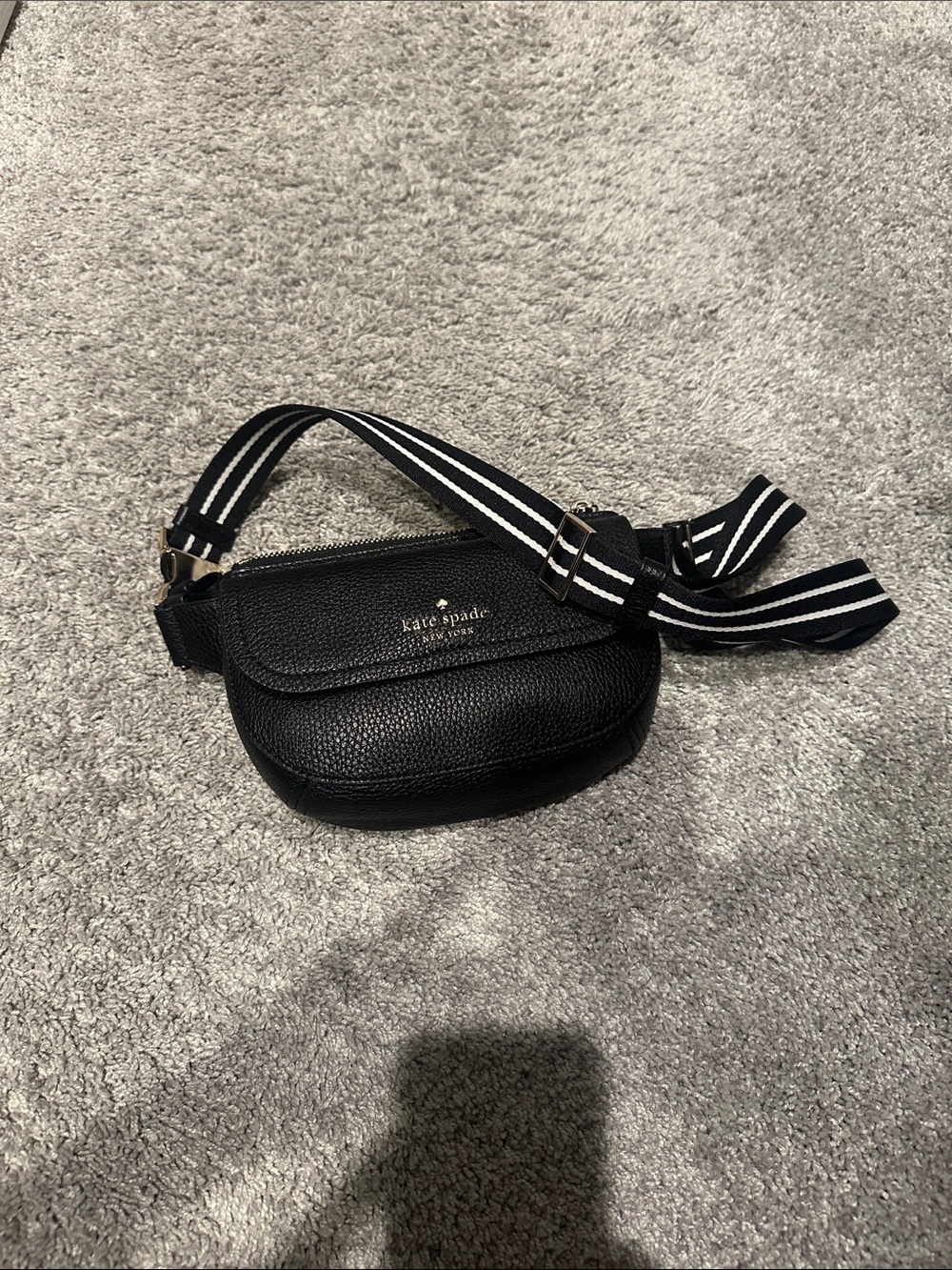 kate spade black pebbled leather mini belt bag with striped strap - Picture 4 of 4